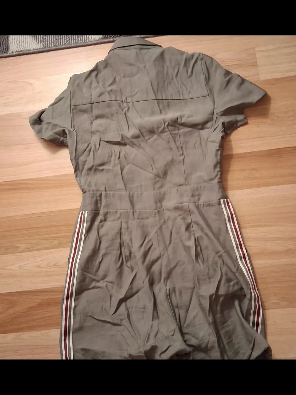Twik Utility Romper with Side Stripe – Olive Green | Size M - Picture 5 of 9